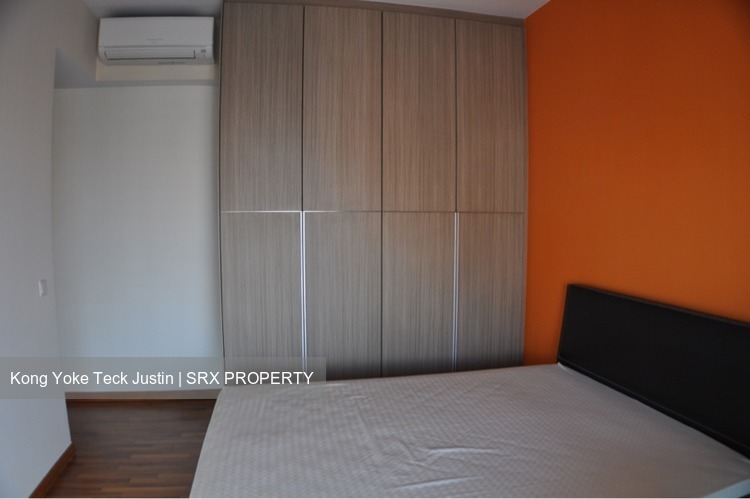 The Metropolitan Condominium thumbnail photo